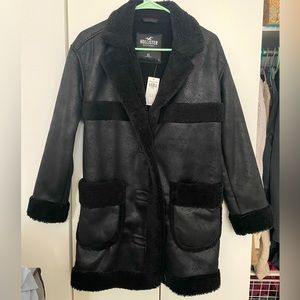 Hollister -Vegan Shearling Coat